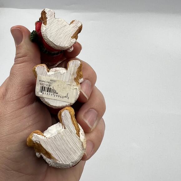 Adorable Mini Christmas Winter Teddy Bears Figurines Resin Y2K Star Bell Wreath - Picture 6 of 6